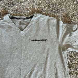 Under Armour gray T-shirt